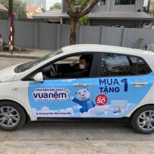 Dịch Vụ Quảng Cáo Trên Ô Tô, Xe Hơi, Xe Grab Chạy Dịch Vụ